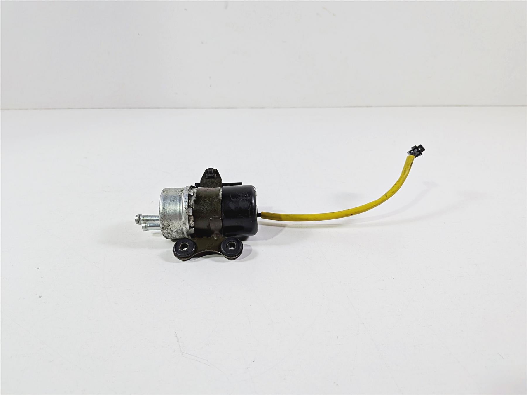 2006 Yamaha XVZ1300 Royal Star Fuel Gas Petrol Pump 1D6-13907-00-00 1D6-13907-01 {{ shop.shopifyCountryName }} - Mototech271
