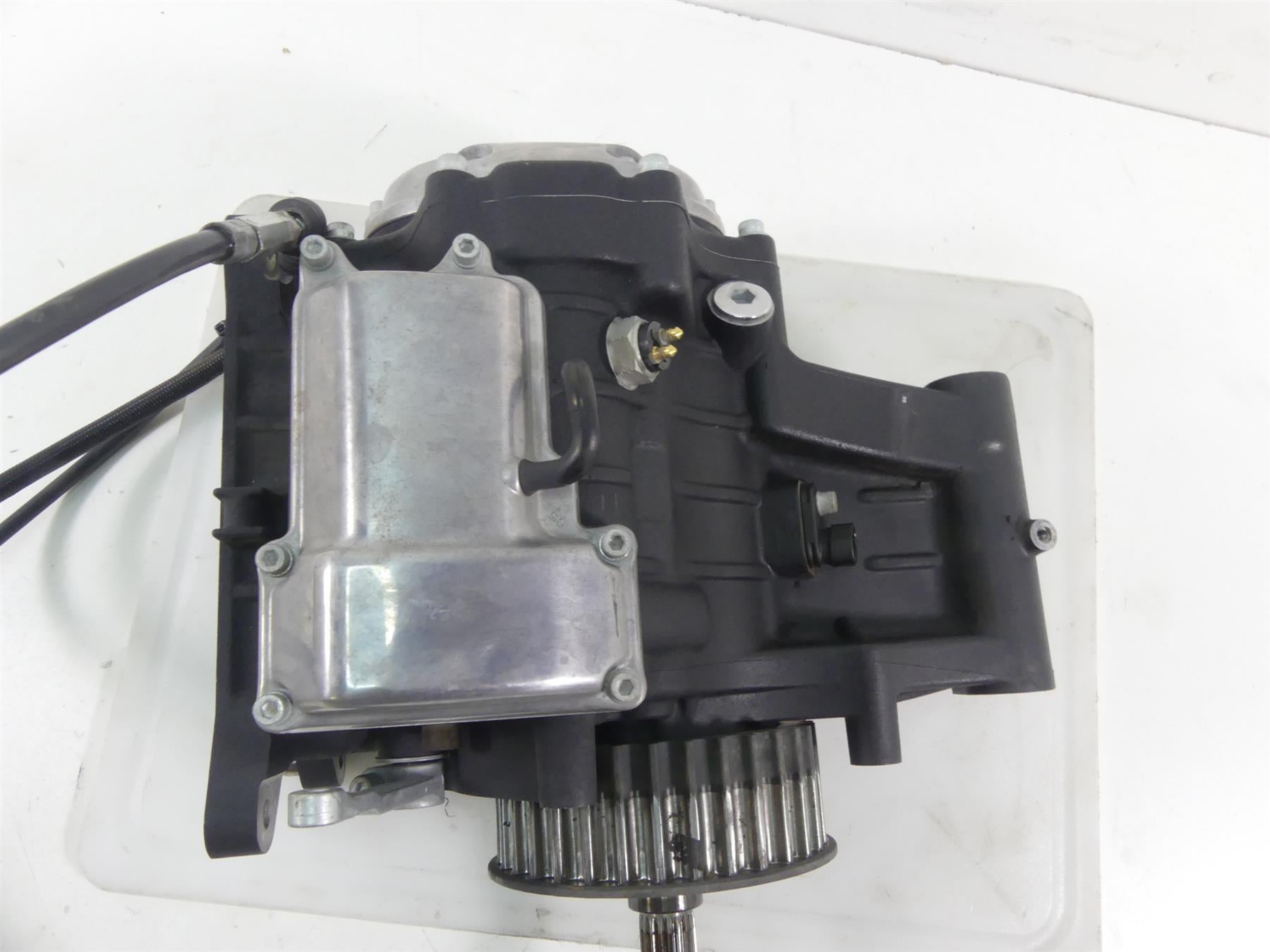 2015 Harley FLS Softail Slim 6 Speed Gear Box Transmission 33012-10 {{ shop.shopifyCountryName }} - Mototech271