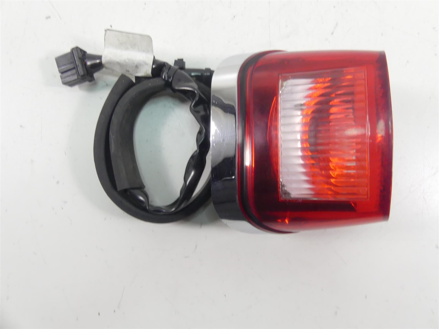 2013 Harley Touring FLHTK Electra Glide Taillight Tail Light & Wiring 68066-99A {{ shop.shopifyCountryName }} - Mototech271