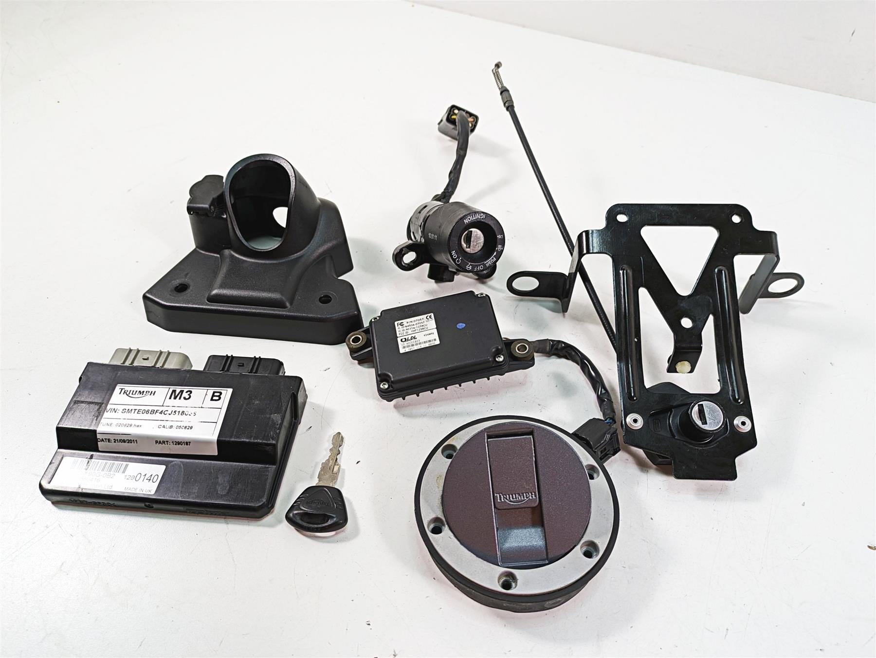 2012 Triumph Tiger 800XC ABS Cdi Ecu Ecm Ignition Switch Key Lock Set T1290187