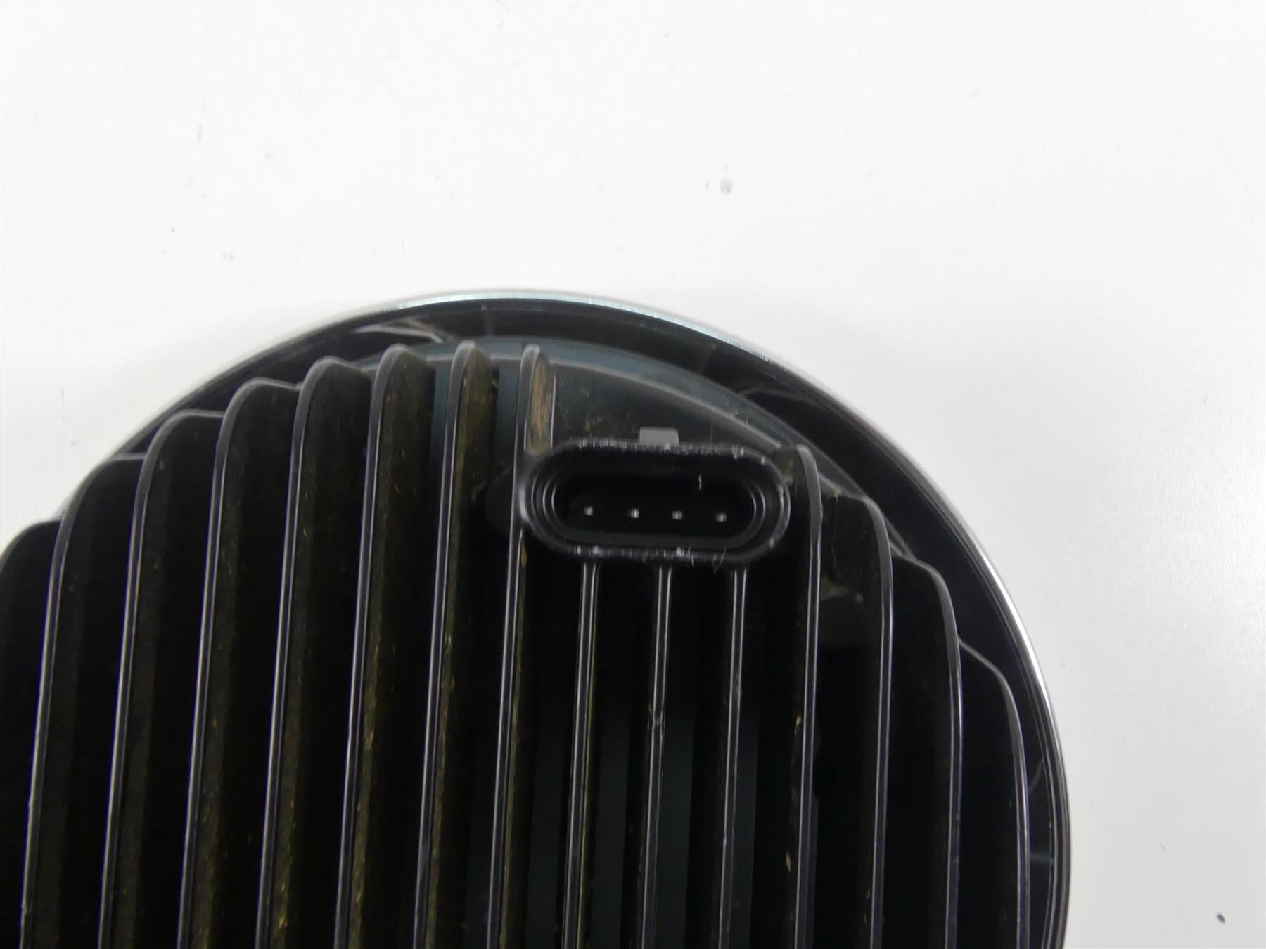 2016 Harley Touring FLHTP Electra Glide LED Daymaker Headlight Light 67700060 {{ shop.shopifyCountryName }} - Mototech271
