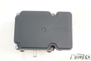 2016 Yamaha R1 YZFR1 S Abs Module Brake Pressure Pump 2CR-85930-09-00 | Mototech271