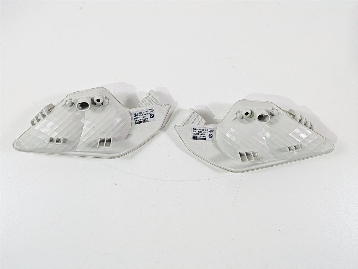 2016 BMW R1200RT K52 Front Blinker Turn Signal Set 63138541625 63138541626 {{ shop.shopifyCountryName }} - Mototech271