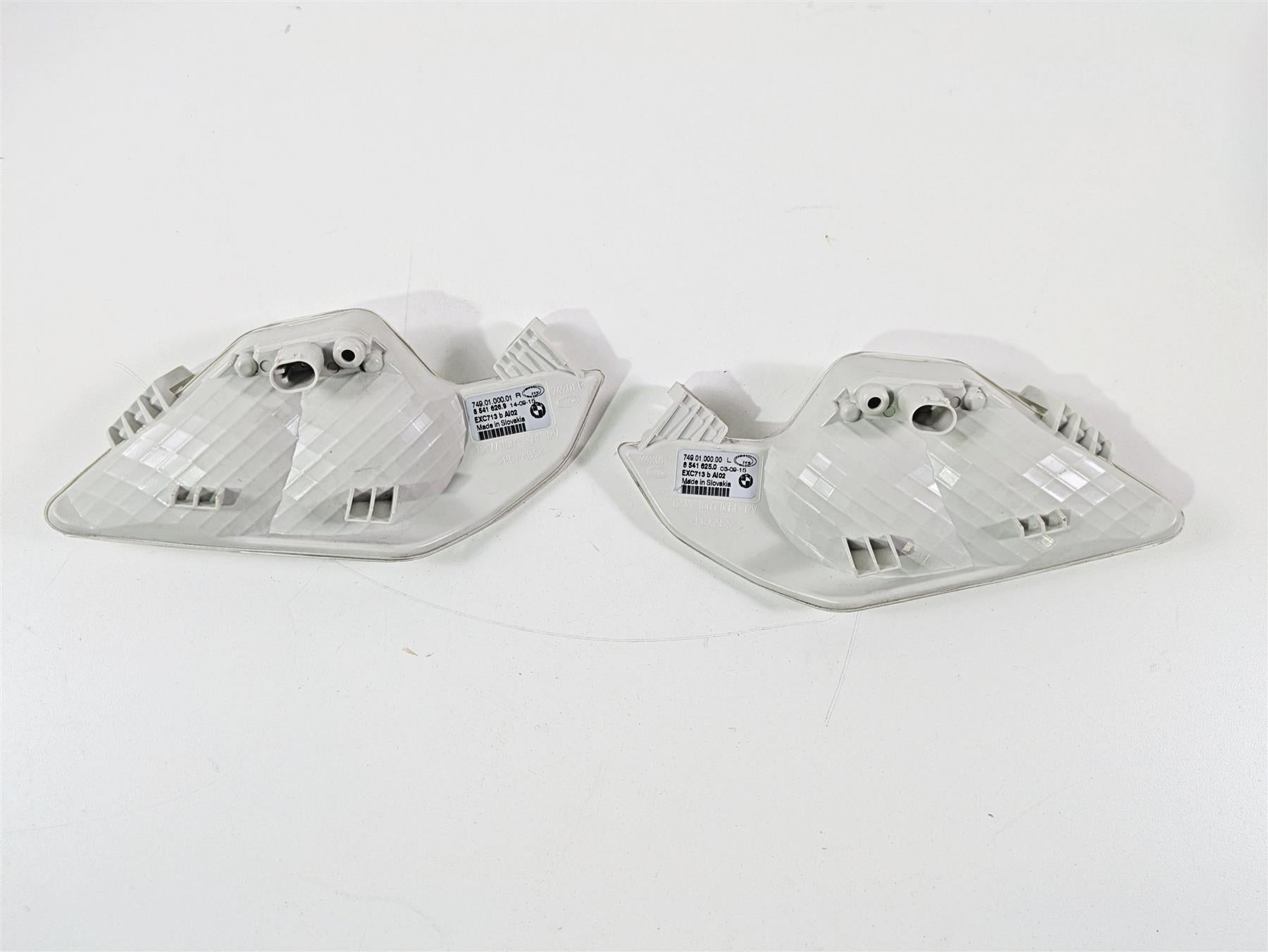 2016 BMW R1200RT K52 Front Blinker Turn Signal Set 63138541625 63138541626 {{ shop.shopifyCountryName }} - Mototech271