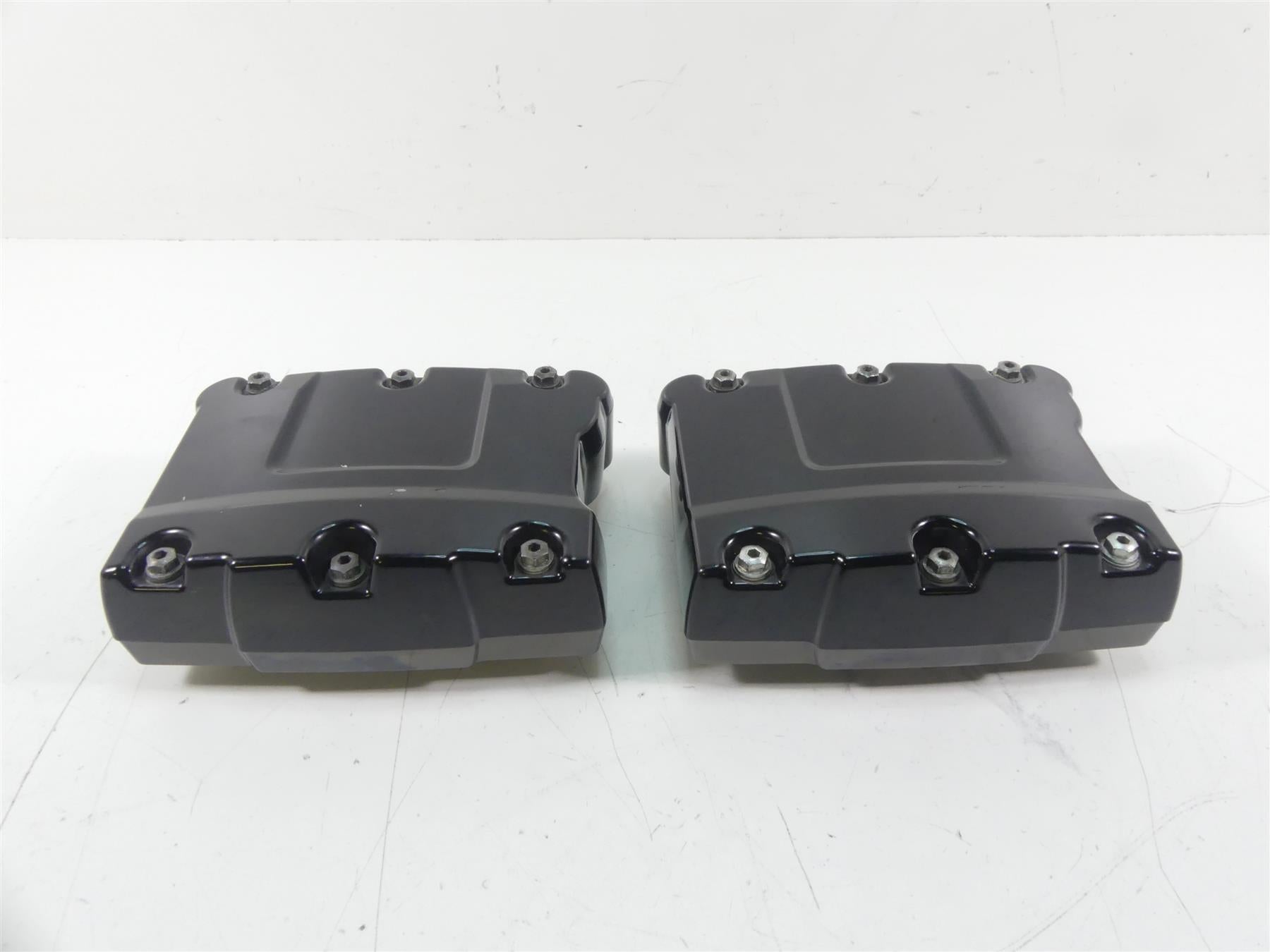 2017 Harley FXSE CVO Pro Street Breakout Rocker Box Valve Cover Set 17593-99 {{ shop.shopifyCountryName }} - Mototech271