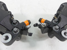 Load image into Gallery viewer, 2016 Indian Chief Dark Horse Front Left Right Brake Caliper Set 1912390 1912391
