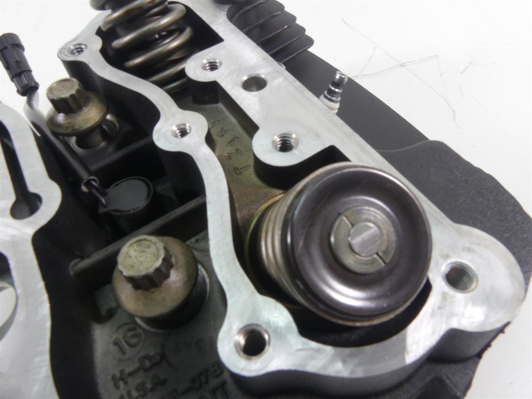 2017 Harley FXSE CVO Pro Street Breakout 110ci Cylinder Head Set 17707-11 {{ shop.shopifyCountryName }} - Mototech271