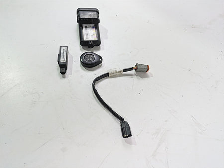 2007 Harley Touring FLHRSE CVO Road King Tssm Security Module + Fob 68924-07 {{ shop.shopifyCountryName }} - Mototech271