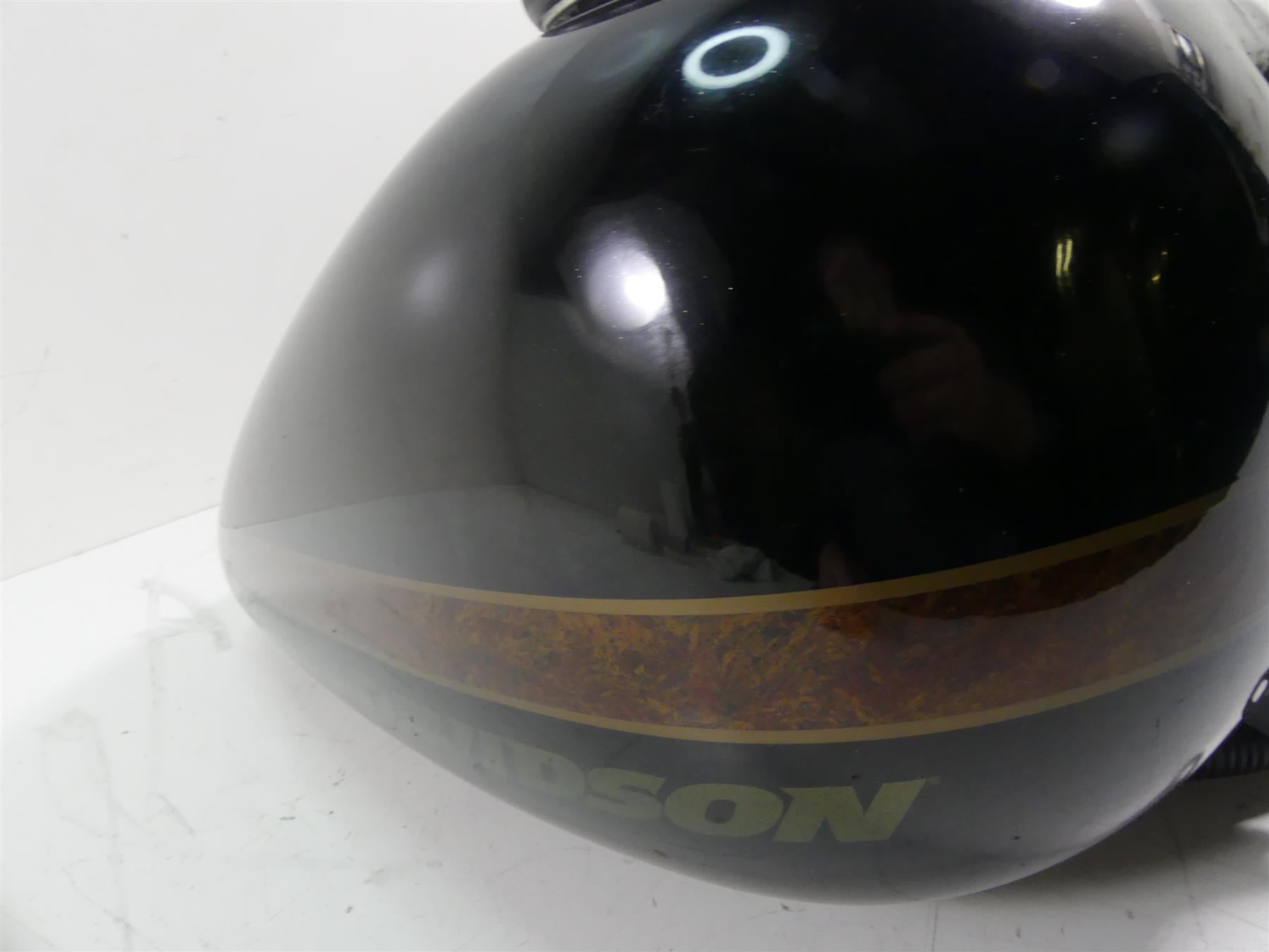 2017 Harley FXSE CVO Pro Street Breakout Fuel Gas Petrol Tank -Read 61000277 {{ shop.shopifyCountryName }} - Mototech271
