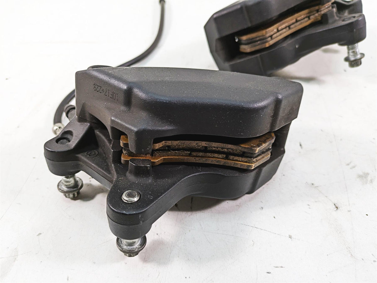 2011 Harley Touring FLHR Road King Front Brake Caliper Set 43027-08 44023-08 {{ shop.shopifyCountryName }} - Mototech271