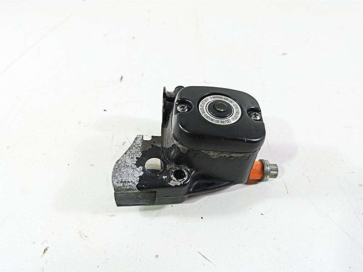2012 Harley FLD Dyna Switchback Front Brake Master Cylinder 9/16" 45029-11C {{ shop.shopifyCountryName }} - Mototech271