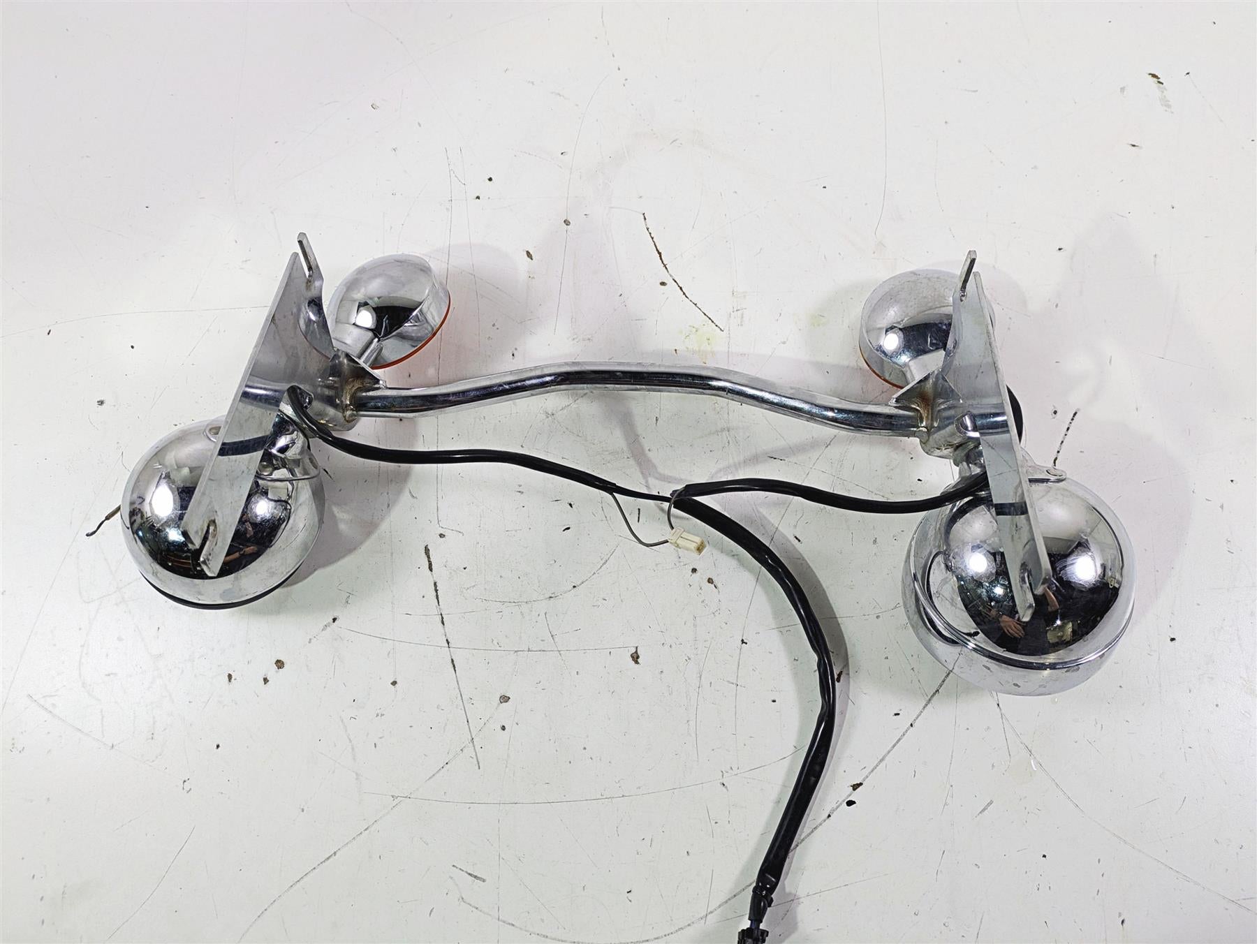 2003 Harley Touring FLHTCUI E-Glide 100th Front Spot Light - Read 68712-94A {{ shop.shopifyCountryName }} - Mototech271
