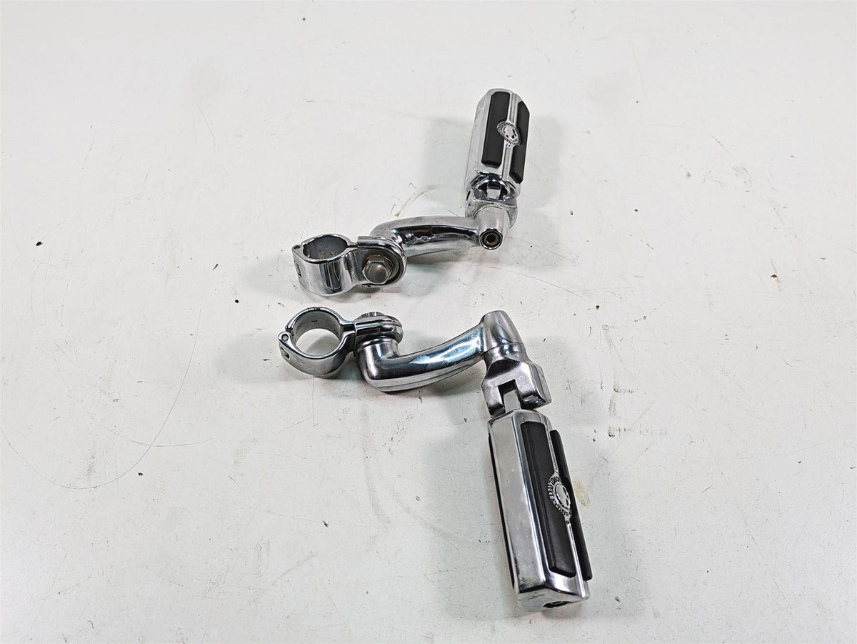 2006 Harley Touring FLHTCUI Electra Glide Highway Footpeg Willi G Skull 50370-04 {{ shop.shopifyCountryName }} - Mototech271