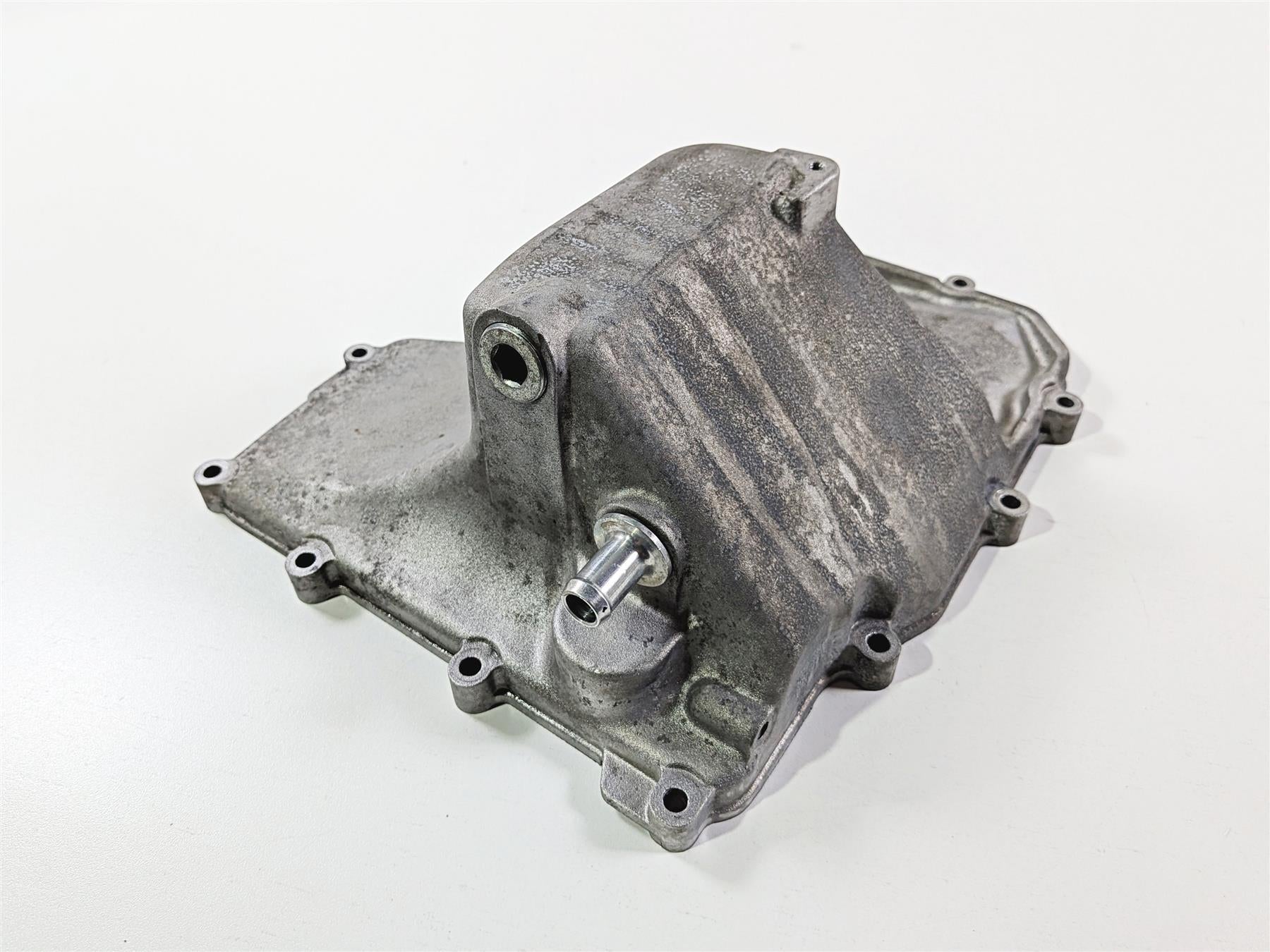 2016 Aprilia RSV 1100 Tuono V4 Factory Oil Pan Lower Engine Cover 8997555 {{ shop.shopifyCountryName }} - Mototech271
