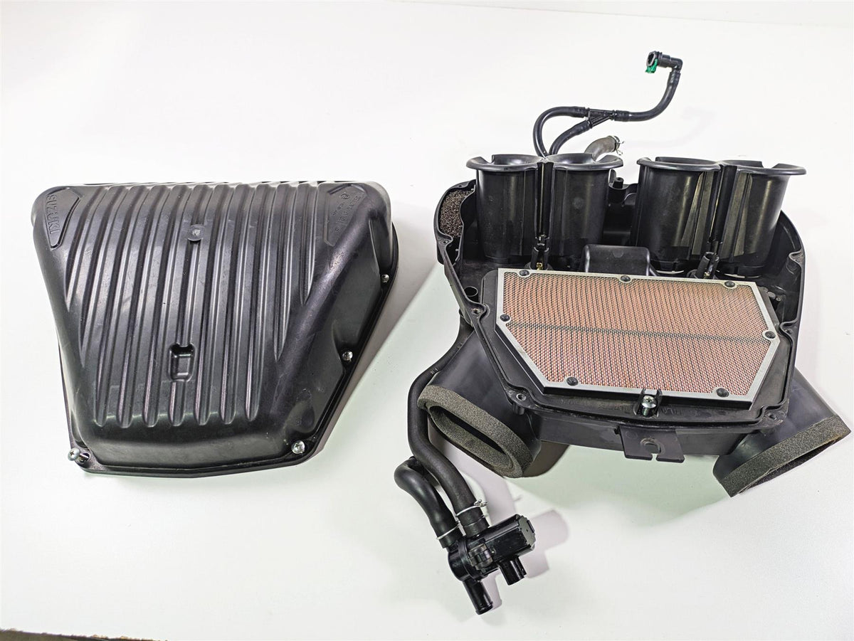 2023 Suzuki GSX1300 RR Hayabusa Air Cleaner Breather Filter Set 13720-10L00 {{ shop.shopifyCountryName }} - Mototech271