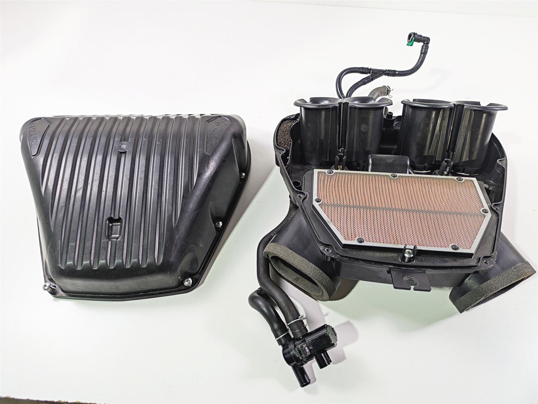 2023 Suzuki GSX1300 RR Hayabusa Air Cleaner Breather Filter Set 13720-10L00 {{ shop.shopifyCountryName }} - Mototech271