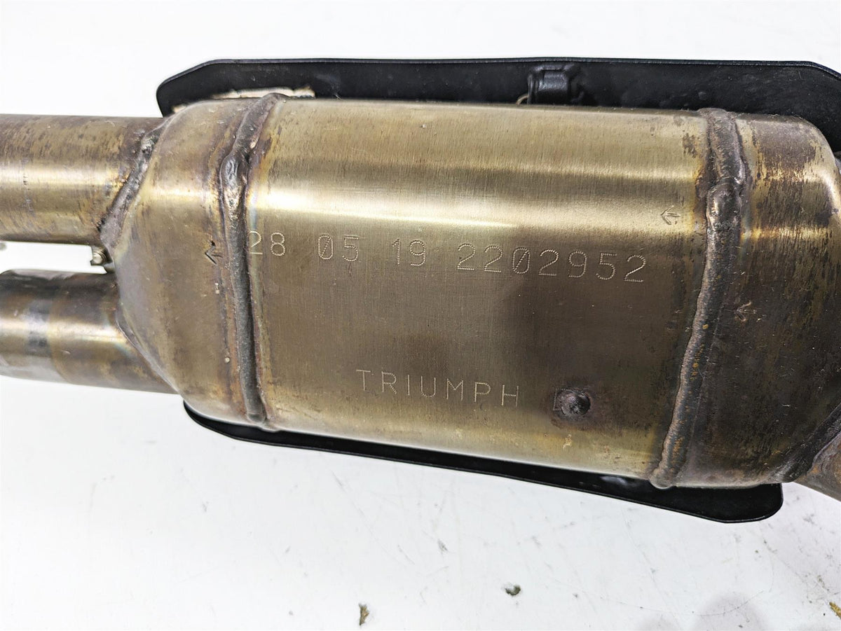 2020 Triumph Street Scrambler 900 Exhaust Header Manifold Set T2202952 {{ shop.shopifyCountryName }} - Mototech271