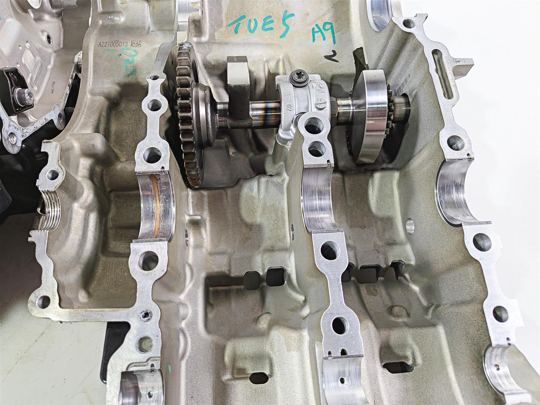 2023 BMW F850GS K81 Engine Crank Case Crankcase Housing Jug Set 11117923478 {{ shop.shopifyCountryName }} - Mototech271