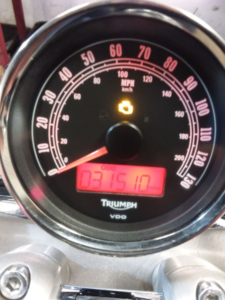 2013 Triumph America EFI Speedometer Speedo Gauges Instrument - 31K T2503036 {{ shop.shopifyCountryName }} - Mototech271