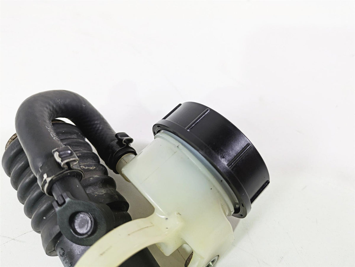 2015 Harley FXDF Dyna Fat Bob Rear Brake Master Cylinder 41700060 {{ shop.shopifyCountryName }} - Mototech271