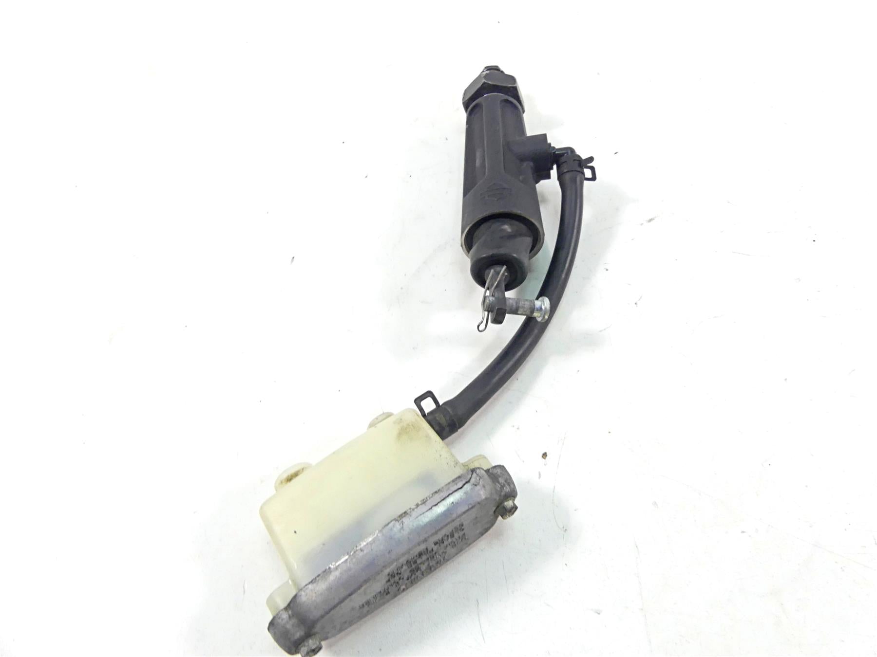 2015 Harley VRSCF Muscle V-Rod Rear Brake Master Cylinder - Read 44740-06A {{ shop.shopifyCountryName }} - Mototech271