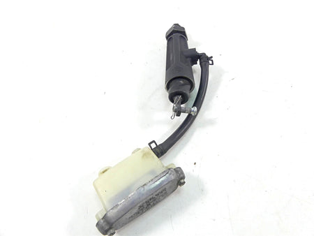 2015 Harley VRSCF Muscle V-Rod Rear Brake Master Cylinder - Read 44740-06A {{ shop.shopifyCountryName }} - Mototech271