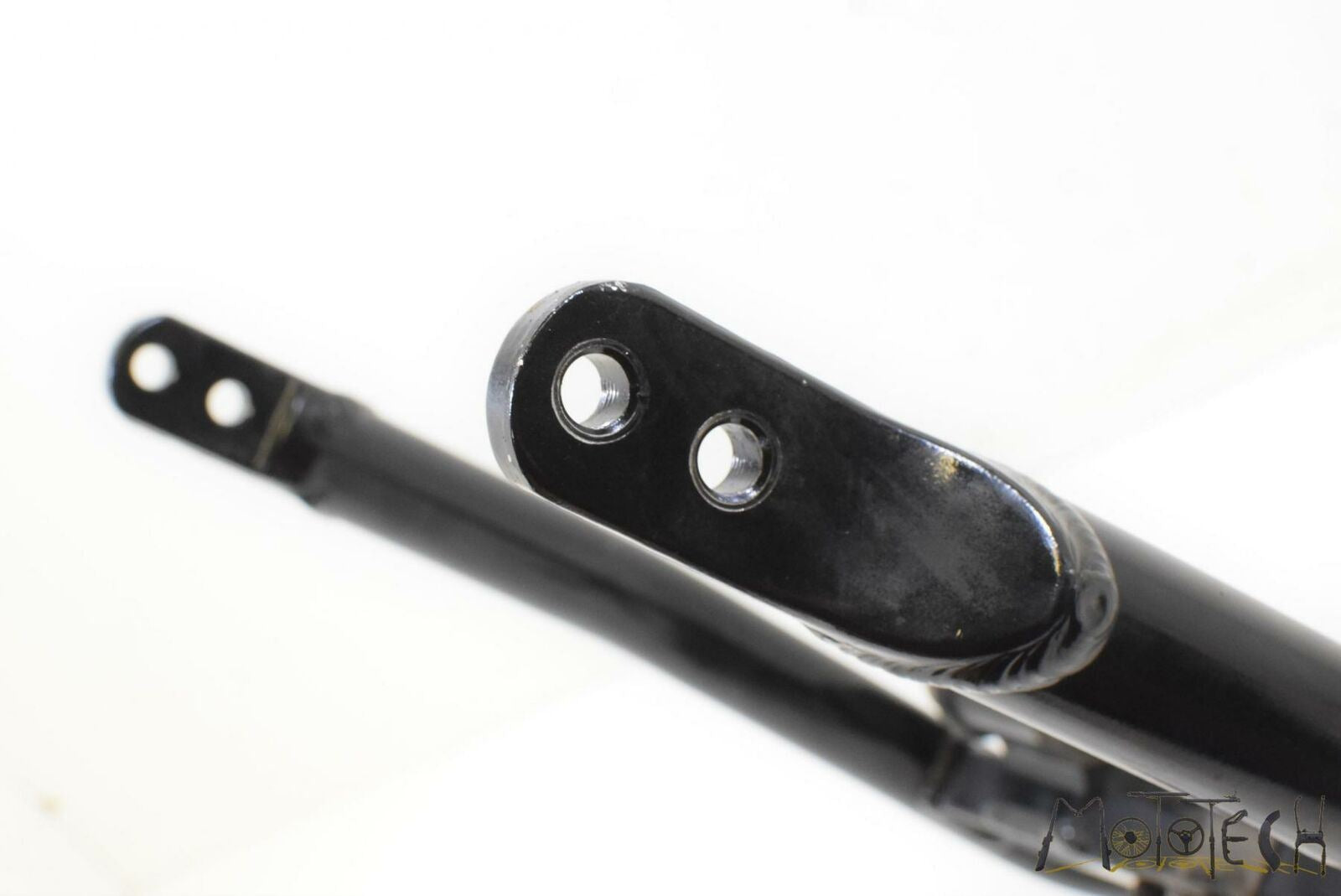 2005 Kawasaki ZZR1200 ZX1200 Front Downtube Lower Frame Rails 31064-1246 {{ shop.shopifyCountryName }} - Mototech271
