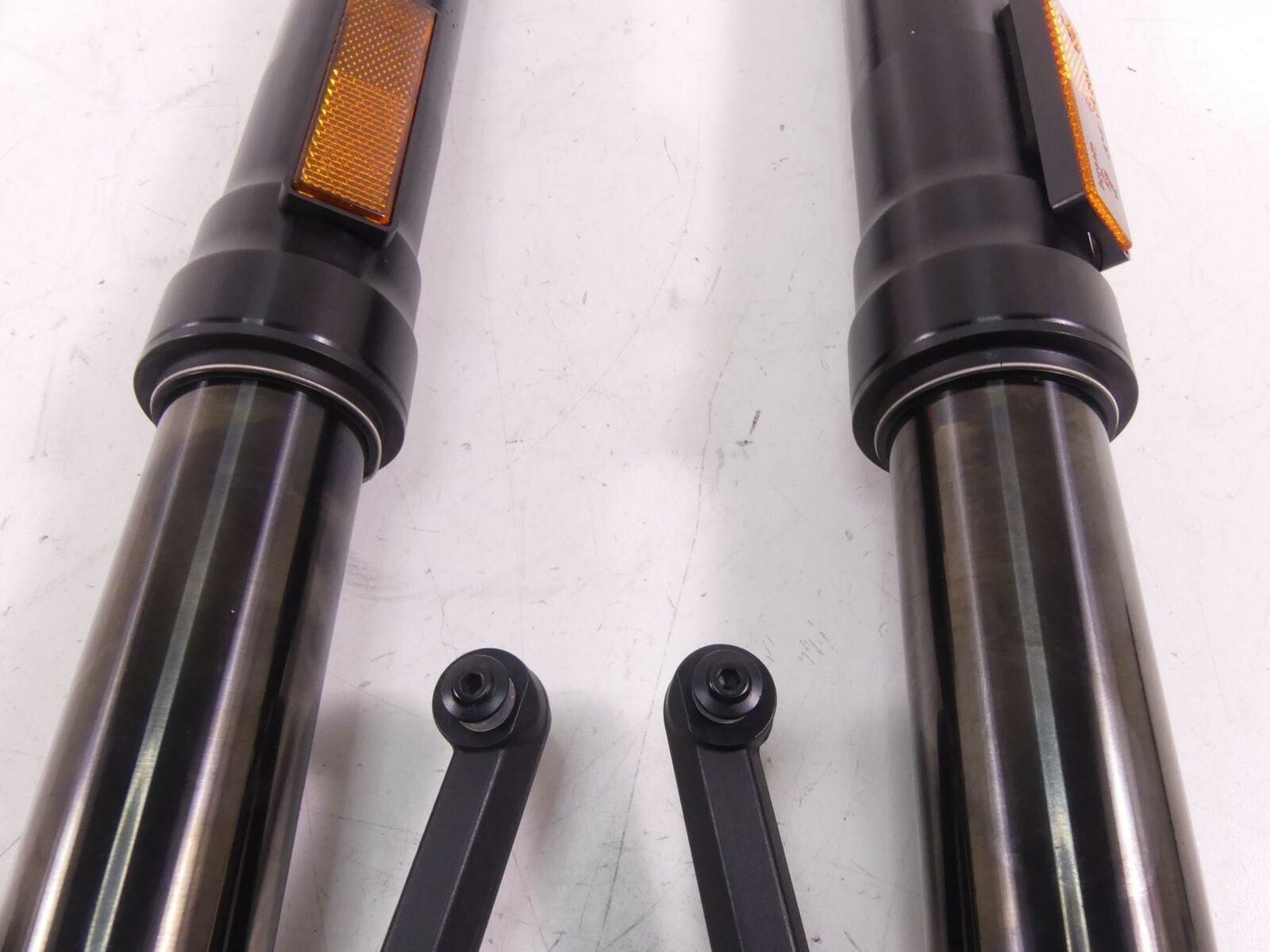 2015 Ducati Diavel Carbon Straight Marzocchi Front Forks Set - Read 34420392A {{ shop.shopifyCountryName }} - Mototech271
