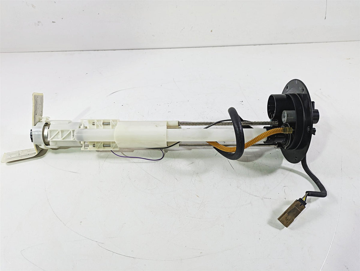 2016 Harley VRSCDX Night Rod Fuel Gas Petrol Pump READ 75123-09 {{ shop.shopifyCountryName }} - Mototech271