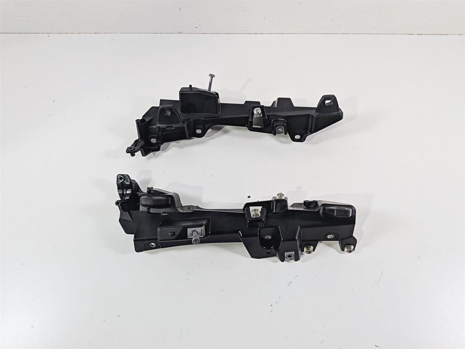 2016 BMW R1200RT RT RTW K52 Saddlebag Mount Holder Set 46547728665 46547728666 {{ shop.shopifyCountryName }} - Mototech271