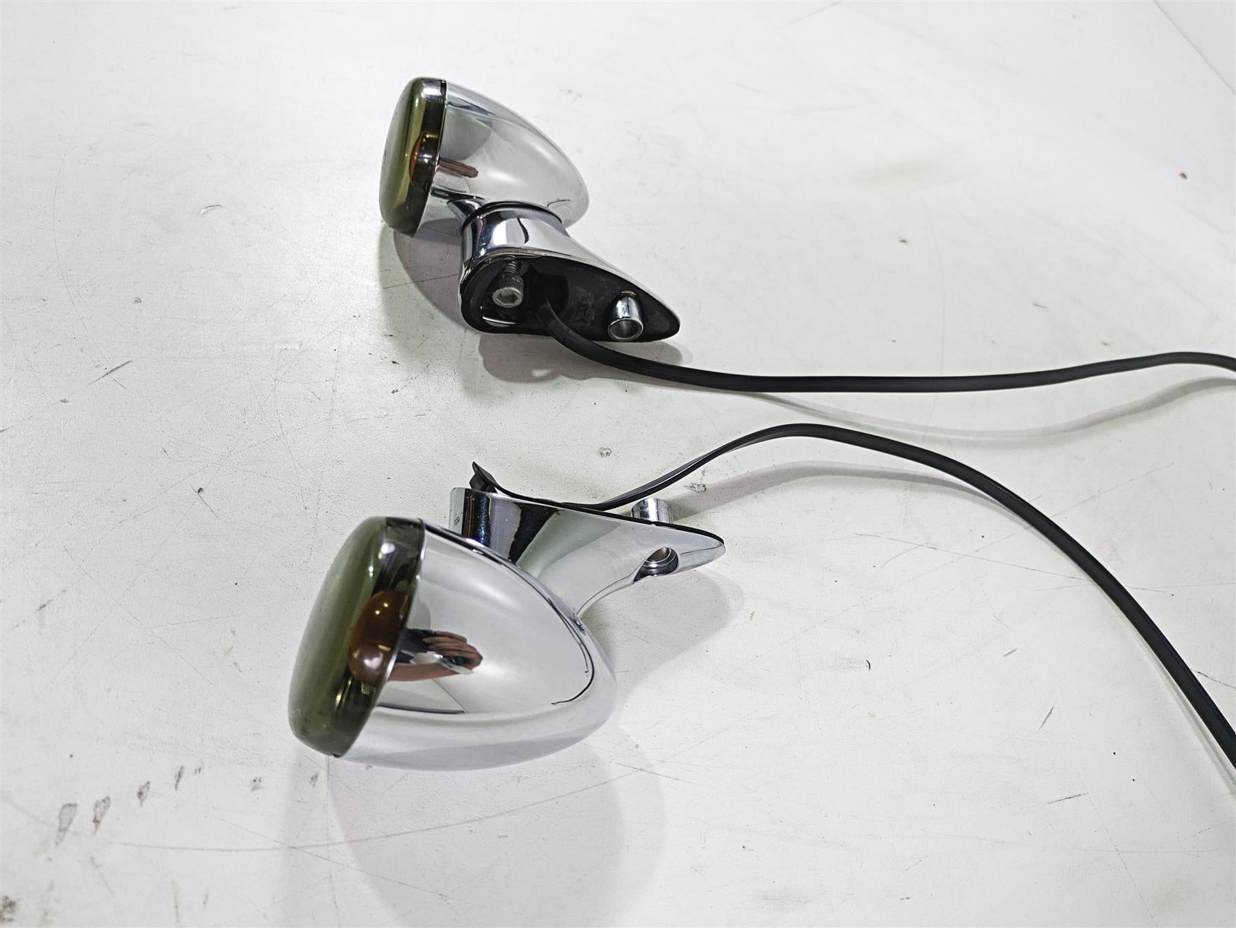 2017 Harley Touring FLTRXS Road Glide Front Blinker & Mount Set 67800512 {{ shop.shopifyCountryName }} - Mototech271
