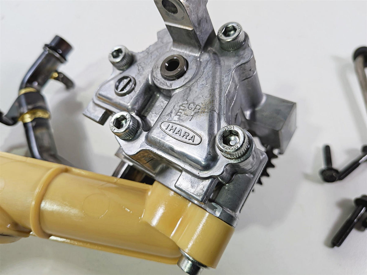 2016 Yamaha YZF R1 RN32 Oil Pump & Pick Up Tube -Tested 2CR-13300-00-00 {{ shop.shopifyCountryName }} - Mototech271