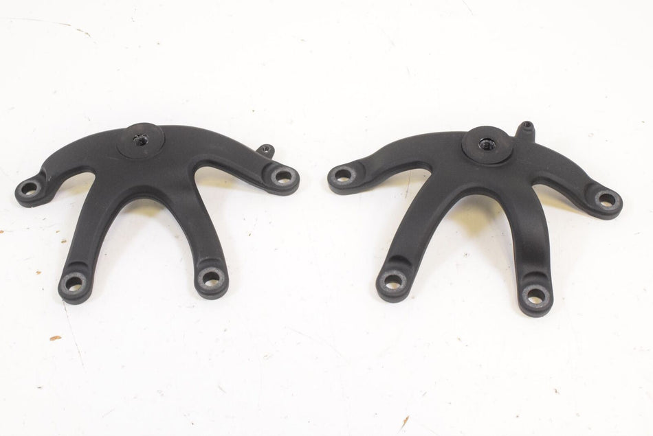 2015 KTM 1290 Super Duke R Engine to Frame Motor Mount SET 6030300600033S {{ shop.shopifyCountryName }} - Mototech271
