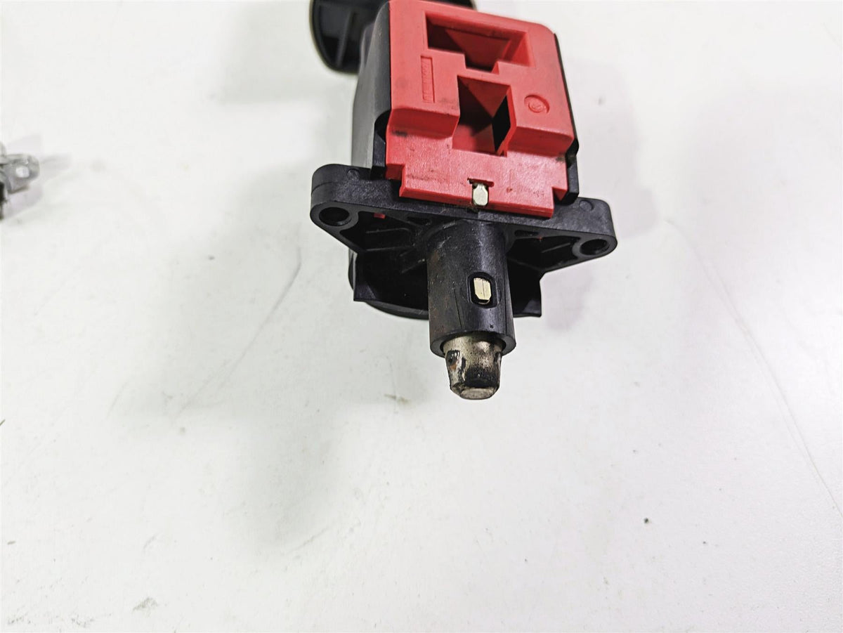 2011 Harley Touring FLHTCUSE CVO E-Glide Ignition Switch Power Lock 76611-10 {{ shop.shopifyCountryName }} - Mototech271