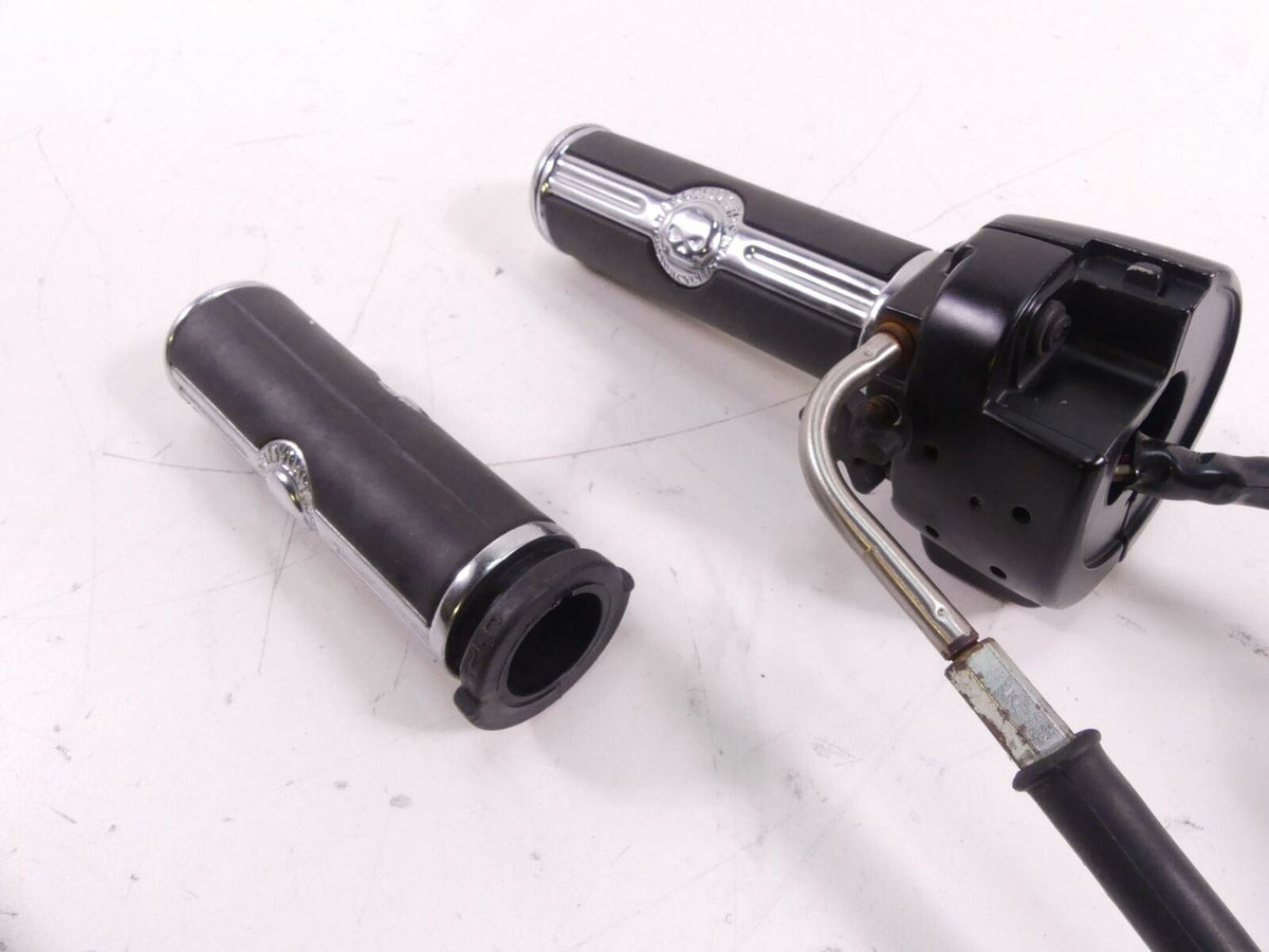 2009 Harley FXDC Dyna Super Glide Right Control Switch Start Kill Grips 71684-06 {{ shop.shopifyCountryName }} - Mototech271
