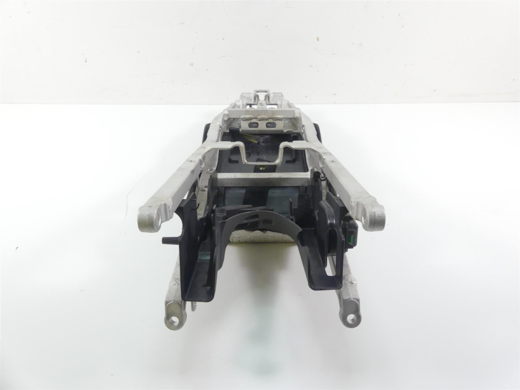 2021 Aprilia Tuono 660 RS660 Rear Straight Sub Frame Subframe 2B008726 2B006819 {{ shop.shopifyCountryName }} - Mototech271
