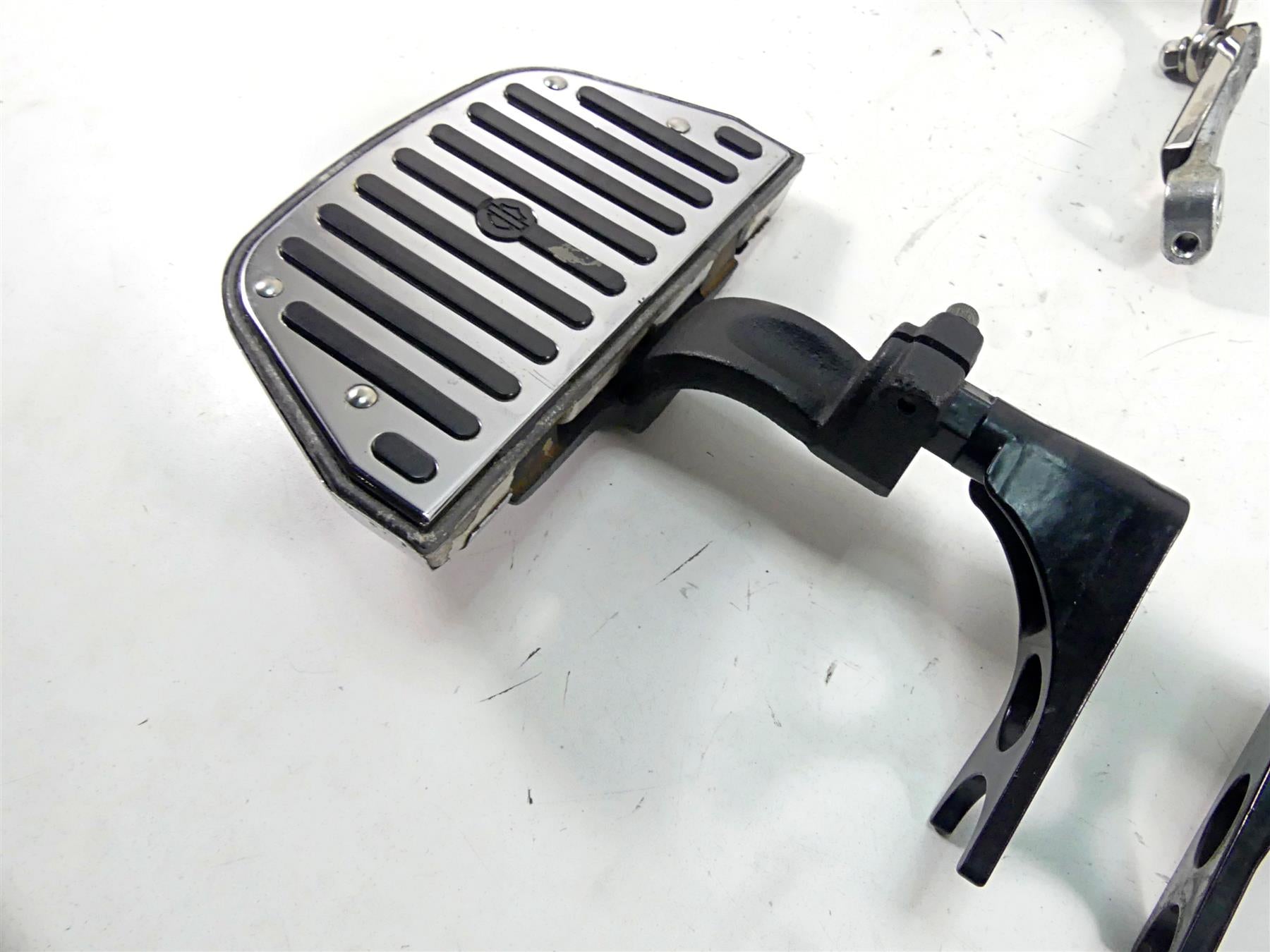2002 Harley FLSTCI Softail Heritage Front Rear Chrome Floor Board Set 33048-72 {{ shop.shopifyCountryName }} - Mototech271
