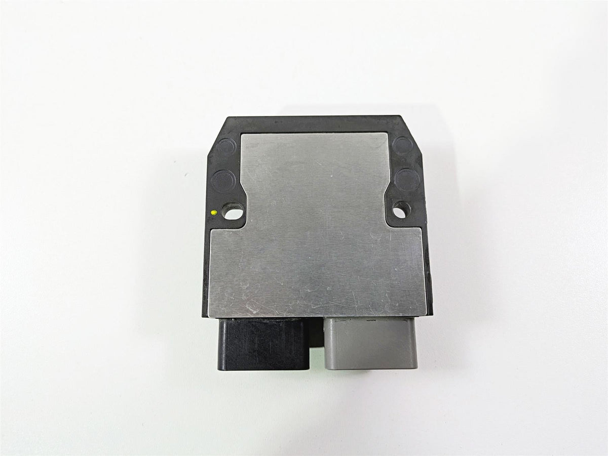 2024 Triumph Tiger 900 GT Rectifier Voltage Regulator FH027AA T1300675 {{ shop.shopifyCountryName }} - Mototech271