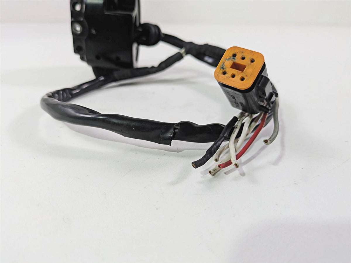 1998 Harley Touring FLHRCI Road King Right Hand Control Switch - Read 71684-06A {{ shop.shopifyCountryName }} - Mototech271
