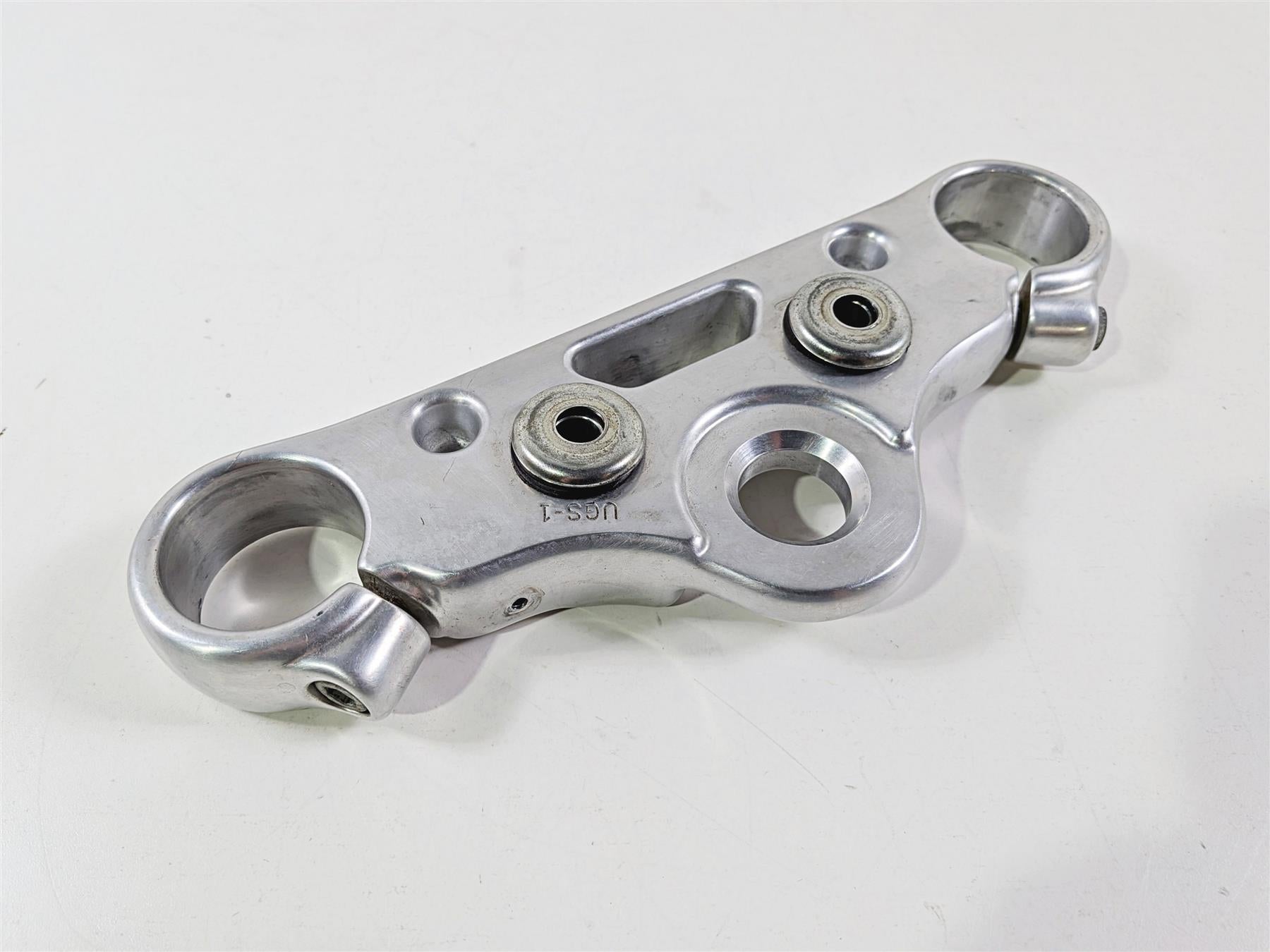 2011 Harley FXDF Dyna Fat Bob Upper Triple Tree Steering Clamp 49mm 47661-08 {{ shop.shopifyCountryName }} - Mototech271