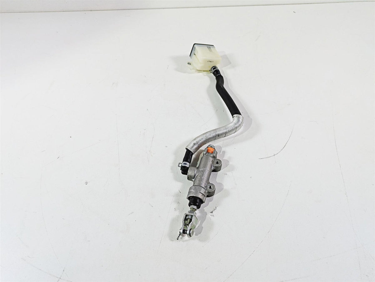 2016 Suzuki M109R VZR1800 Boulevard Rear Brake Master Cylinder 69600-48G00 {{ shop.shopifyCountryName }} - Mototech271