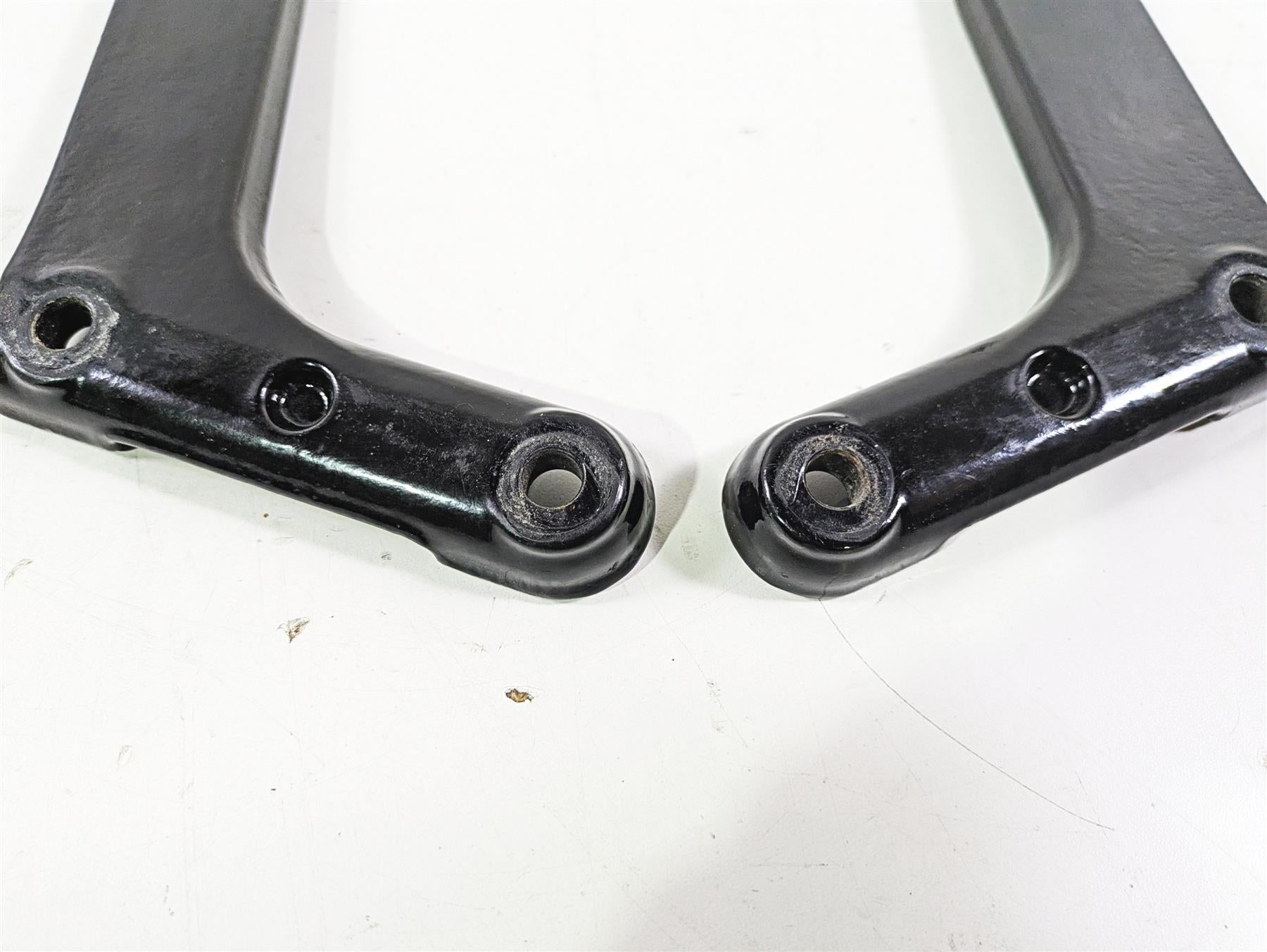 2008 Harley FLSTSB Cross Bones Rear Fender Struts Braces Mount 47813-08 47809-08 {{ shop.shopifyCountryName }} - Mototech271
