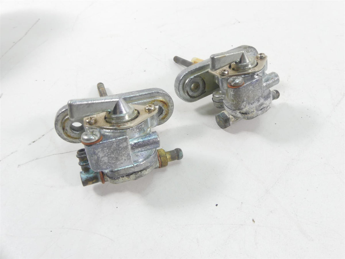 1978 Yamaha XS650 SE Special Aftermarket Fuel Gas Petcock Valve Set {{ shop.shopifyCountryName }} - Mototech271