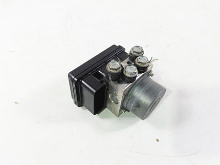 2018 Harley FXBR Softail Breakout Abs Brake Pump Unit Module 41100044B {{ shop.shopifyCountryName }} - Mototech271