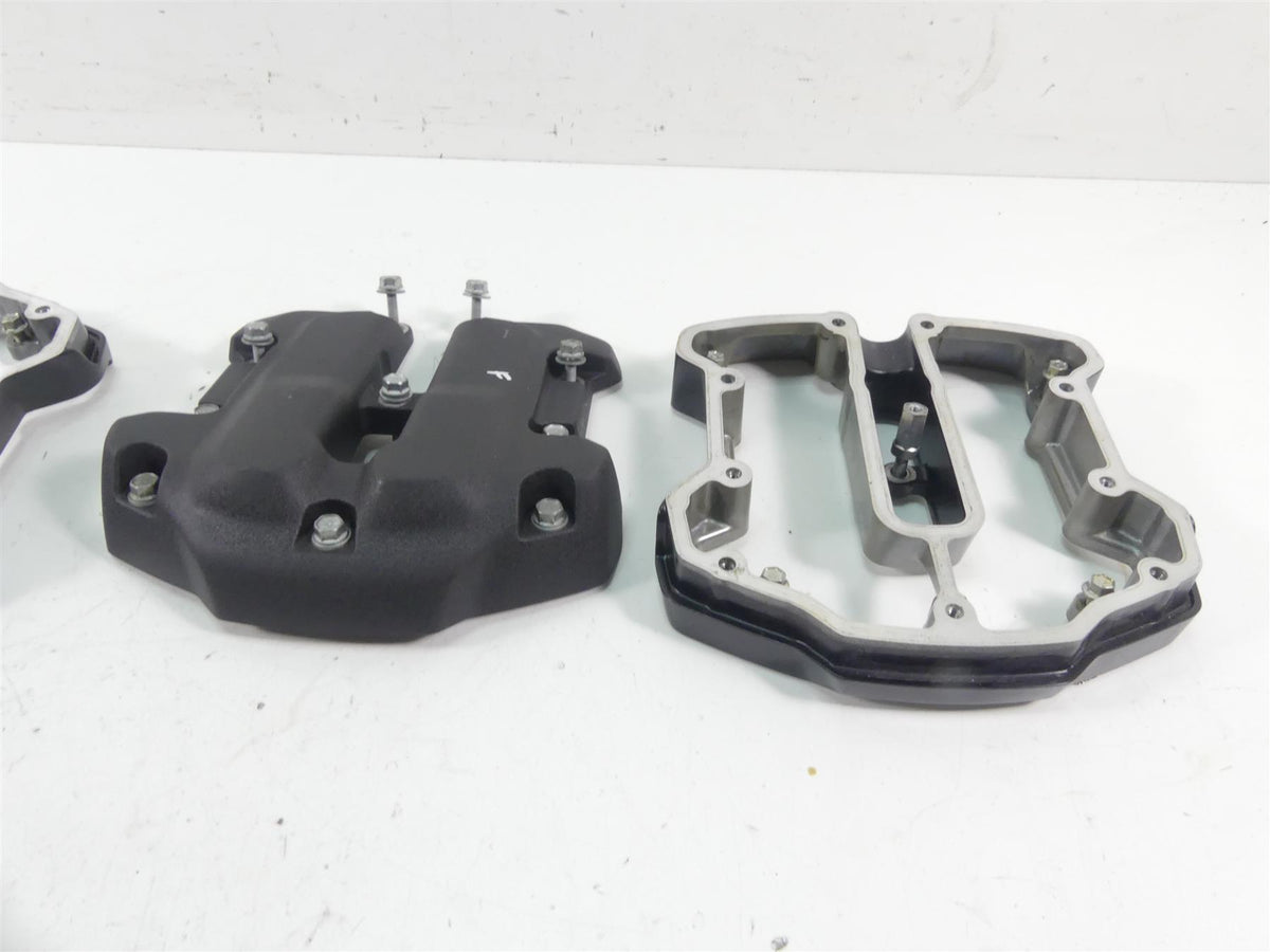 2021 Harley Softail FXBBS Street Bob Cylinder Head Valve Cover Set 25700697 {{ shop.shopifyCountryName }} - Mototech271