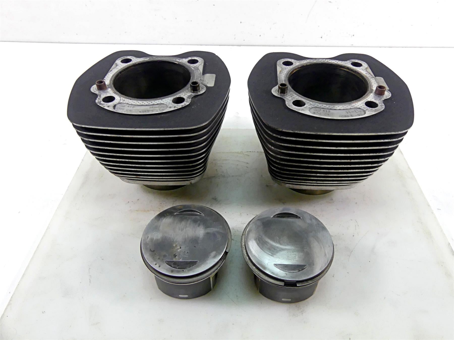 2007 Harley Touring FLHRC Road King Cylinder Jug Barrel & Piston Set 17458-07 {{ shop.shopifyCountryName }} - Mototech271