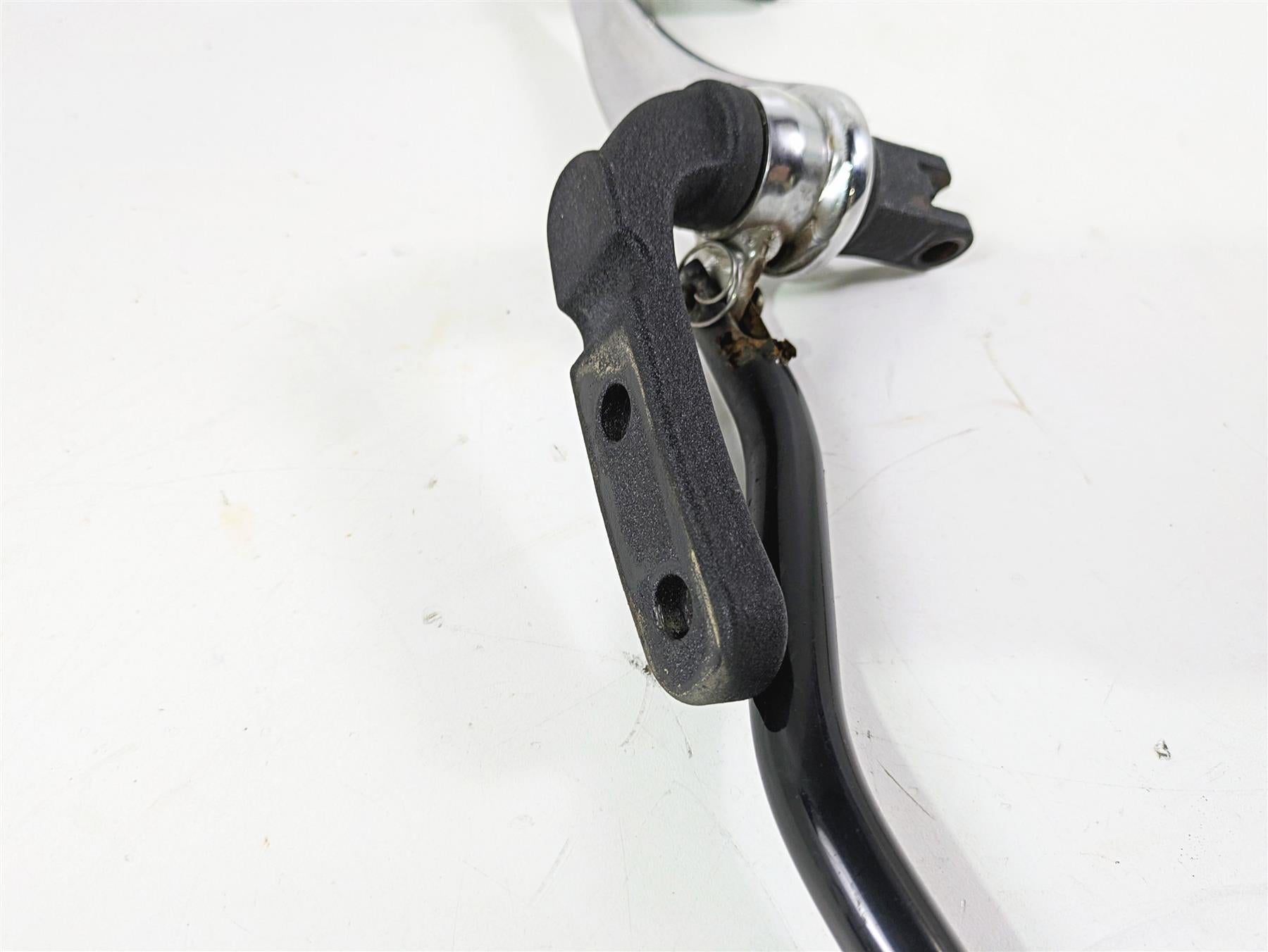 2016 Harley FXDWG Dyna Wide Glide Right Fw Cntrl Footpeg & Brake Pedal 42481-03A {{ shop.shopifyCountryName }} - Mototech271