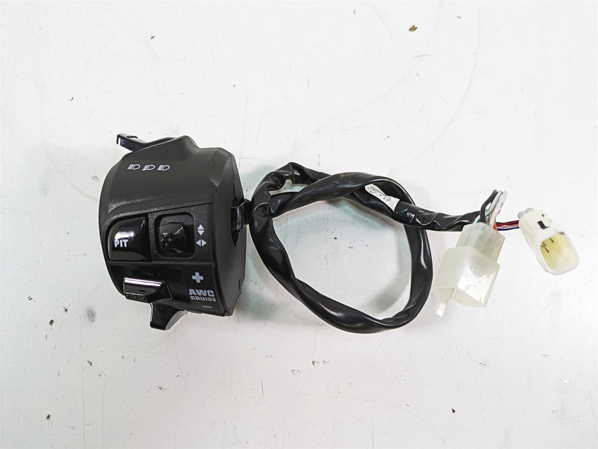 2020 Aprilia Tuono V4 Factory Left Light Hand Control Switch 2D0002965 {{ shop.shopifyCountryName }} - Mototech271