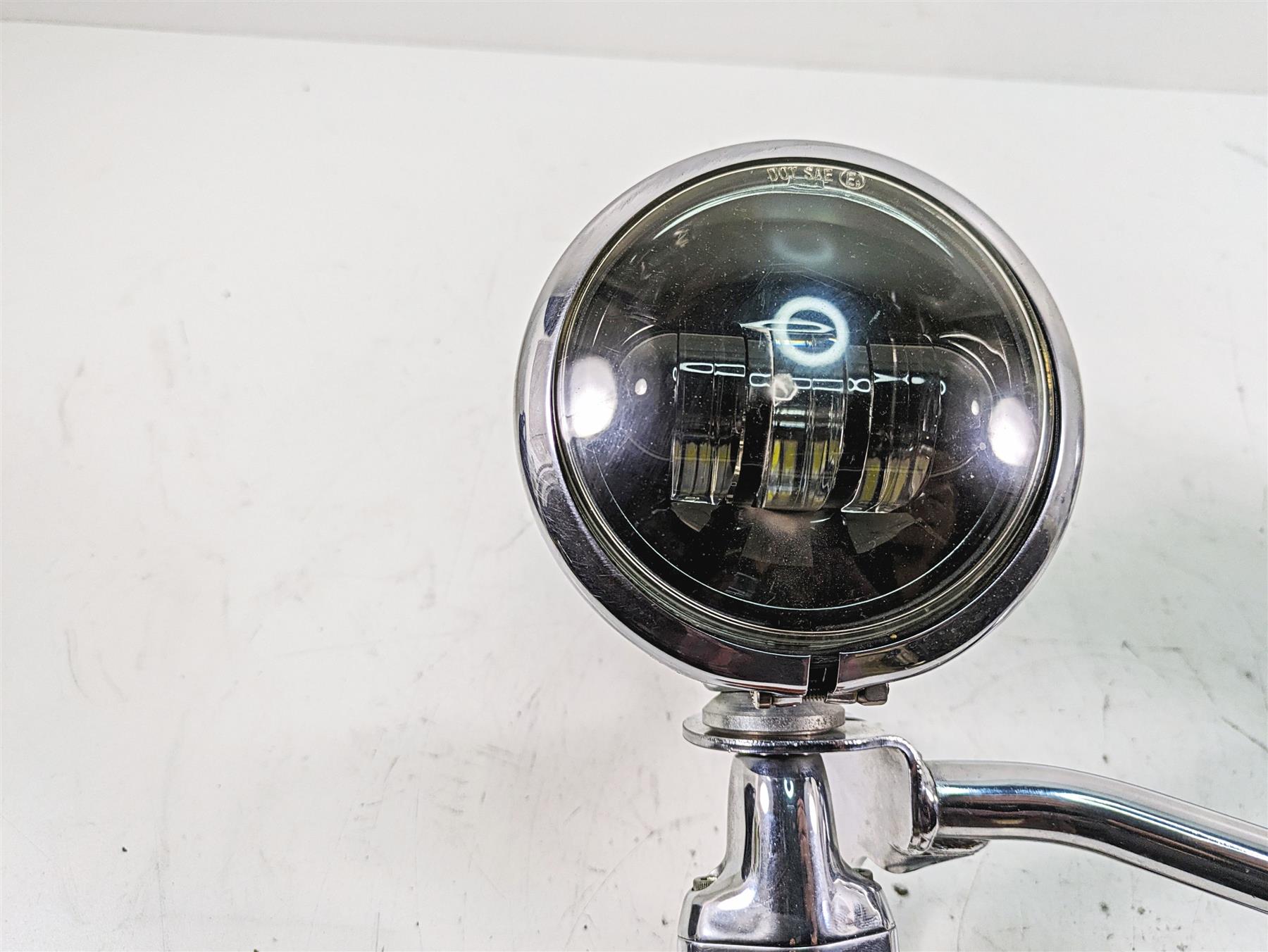 2008 Harley FLHTCU Electra Glide Front Blinker Led Spot Light Bar 68712-94A {{ shop.shopifyCountryName }} - Mototech271