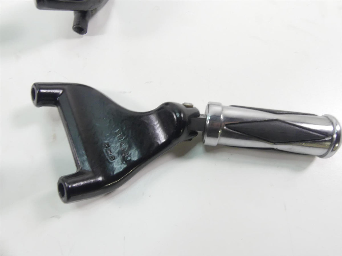 2018 Harley Sportster XL1200 Custom Front Rear Footpeg Lever Pedal Set 42972-04 {{ shop.shopifyCountryName }} - Mototech271